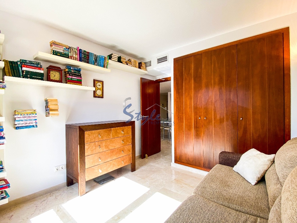 Resale - Apartment - Punta Prima