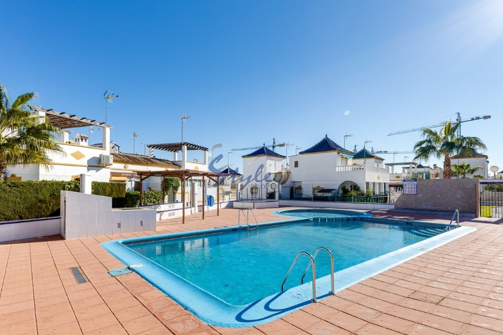 Buy 3 beds Semidetached chalet in Los Altos near to the sea. ID 4909