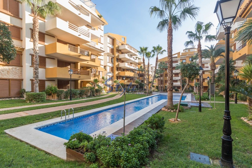 Comprar Ático cerca del mar en Punta Prima, Orihuela Costa, Costa Blanca. ID 4913