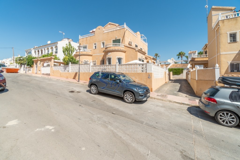 Resale - Town House - Villamartin