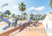 Resale - Villa - Villamartin