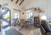 Resale - Villa - Villamartin