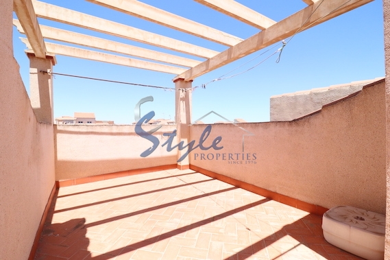 Buy ground floor bungalow with pool close to the sea in Playa Flamenca, Orihuela Costa. ID: 4921