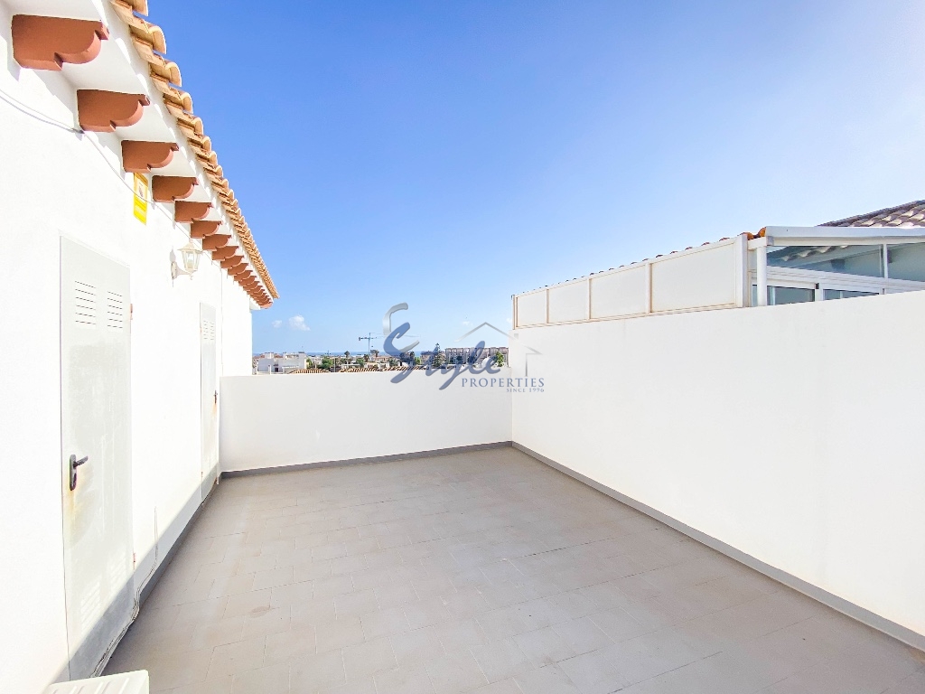 For sale penthouse in gated community Cinuelica R11 , Punta Prima& Orihuela Costa& Costa Blanca, Spain. ID2770