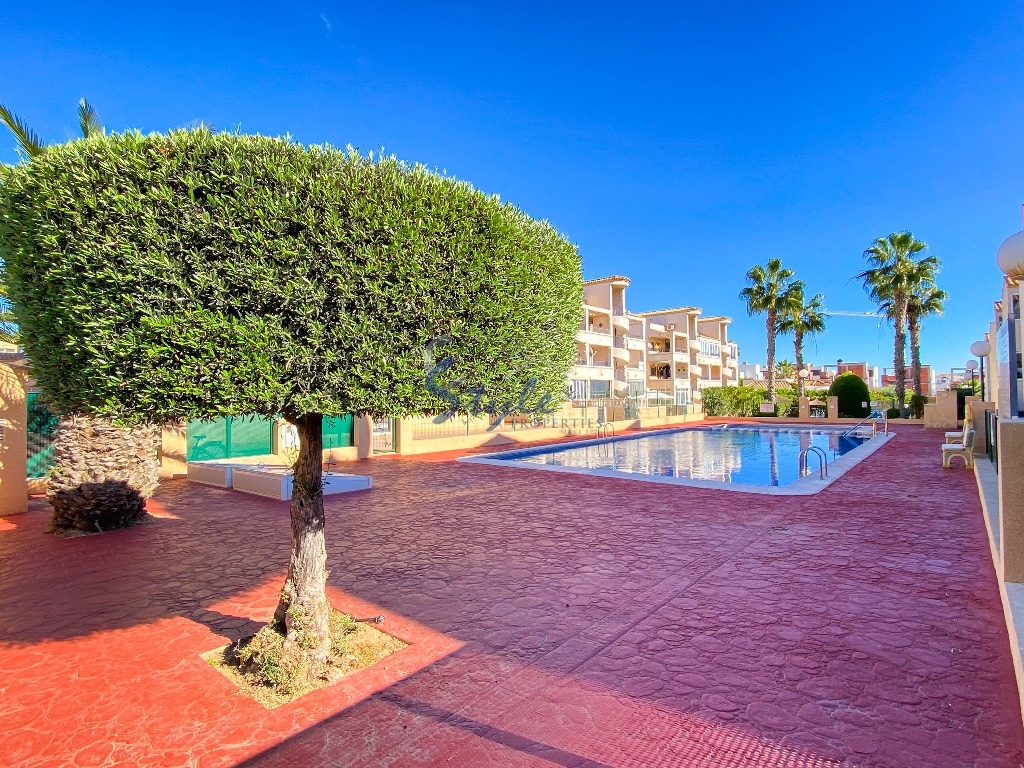 for sale south facing apartment in Cinuelica R 6, Punta Prima, Orihuela Costa, Costa Blanca, Spain. ID3223