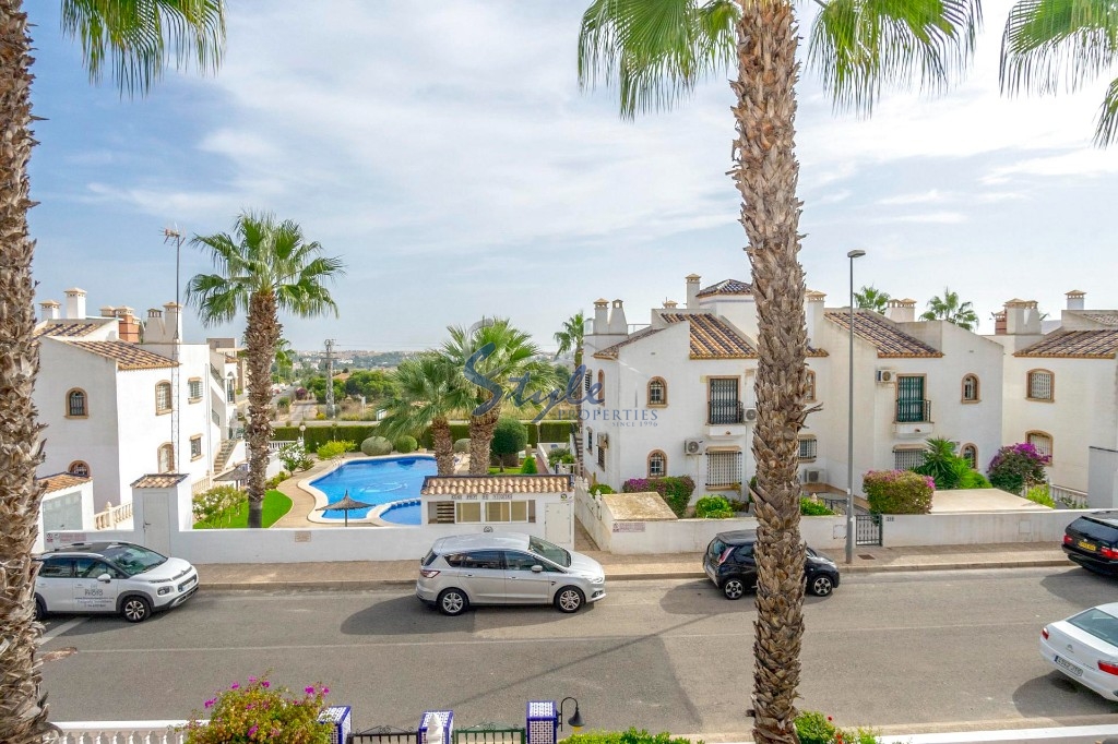 Resale - Town House - Villamartin