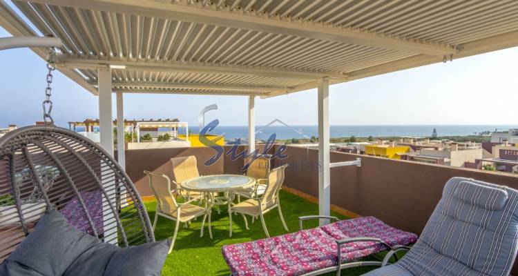 Comprar apartamento ático con piscina y cerca del mar en Playa Flamenca, Orihuela Costa. ID: 4957