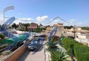 Buy townhouse with garden and porch in Torrevieja. ID 4960