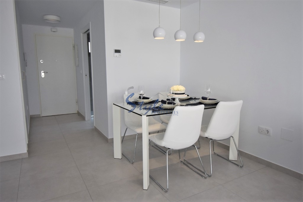 Nuevo - Apartamento - Villamartin