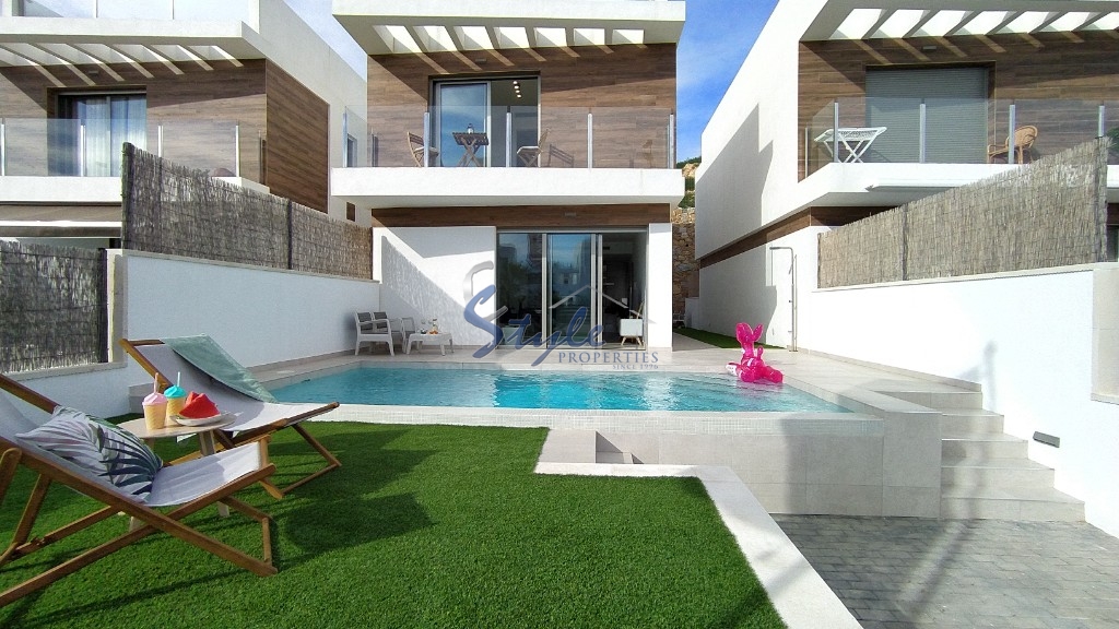 New Built villas with private pool for sale in Villamartin, Costa Blanca, Spain. ON1163_3