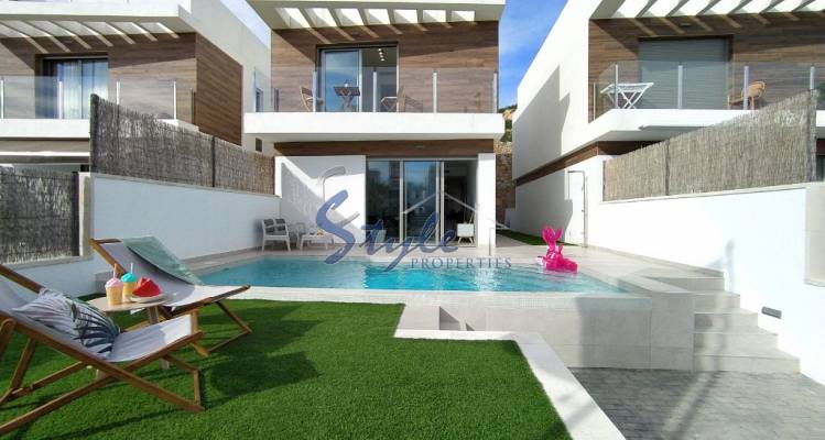 Villas de nueva construcción con piscina privada en venta en Villamartín, Costa Blanca, España. ON1163_3