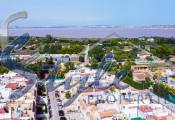 Apartamento en planta baja en venta ¨Lago Sol¨ con jardín en Los Balcones, Torrevieja, Alicante, Costa Blanca, España. ID1817