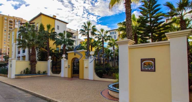 For sale 2 bedroom apartment Aldea Del Mar, Torrevieja, Costa Blanca, Spain. ID1349