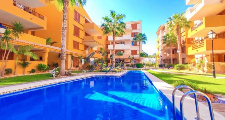 Apartment for sale near the sea in La Recoleta, Punta Prima, Orihuela Costa, Costa Blanca, Spain. ID1259
