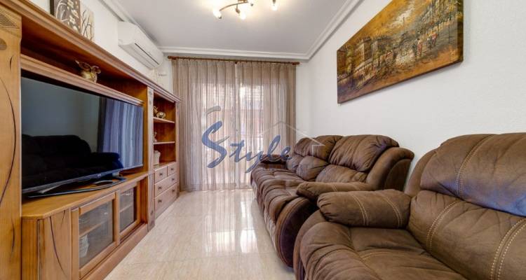 Comprar Apartamento en la playa de Torrevieja a 200 metros del mar. ID 4985
