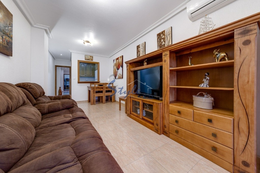 Apartment for sale near Los Locos beach, Torrevieja, Costa Blanca, Spain. ID1271