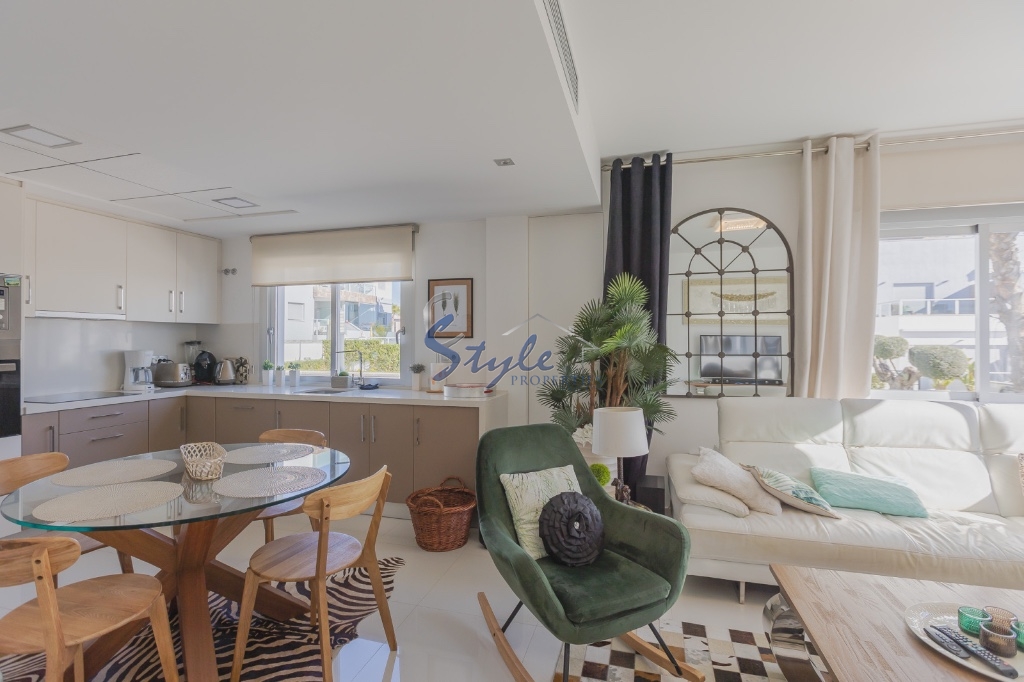 Resale - Town House - Punta Prima