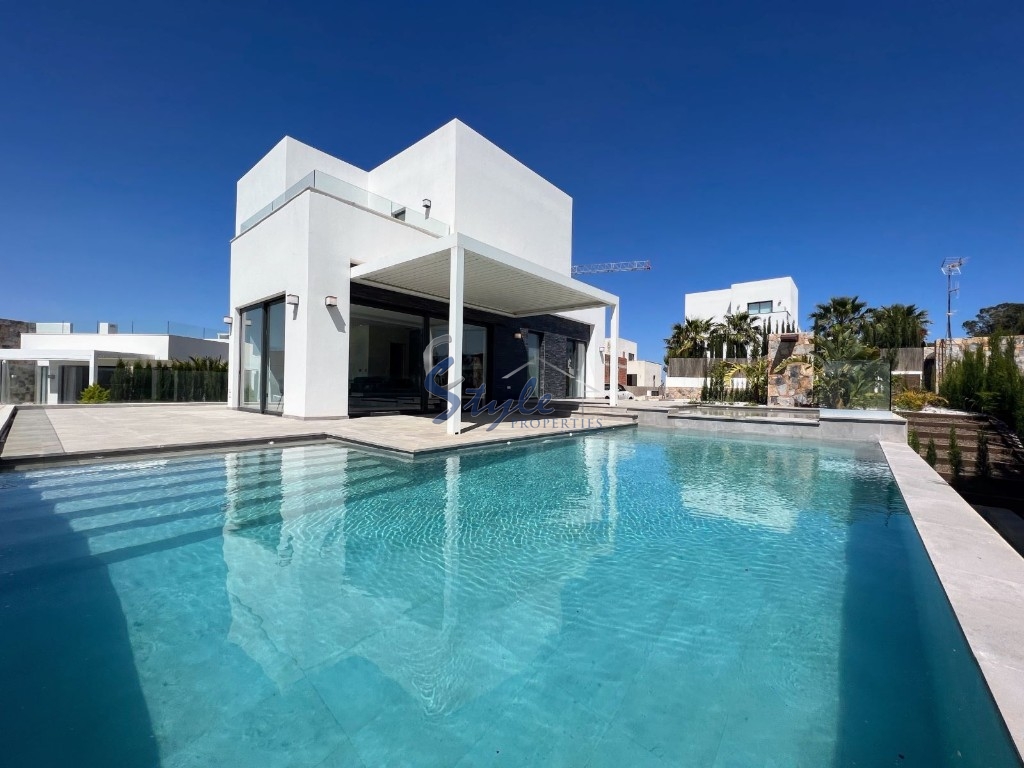 For sale luxury villa close to the golf courses in Las Colinas, San Miguel de Salinas, Costa Blanca, Spain. ID1272