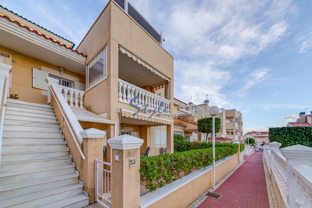 for sale top floor duplex in Zeniamar, Playa Flamenca, Orihuela Costa , Costa Blanca. ID1281