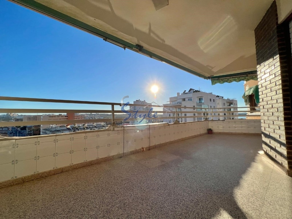 Comprar apartamento con vista al mar cerca de la playa en La Mata, Torrevieja. ID 1289