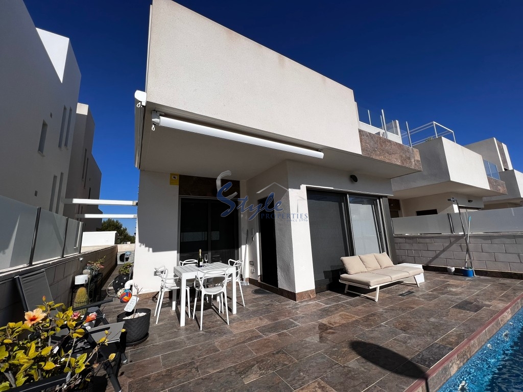 Resale - Villa - Villamartin