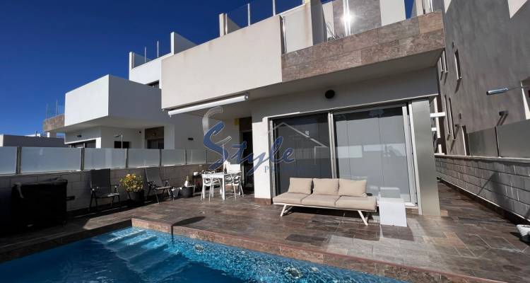 Buy Spanish style Villa close to golf courses of Orihuela Costa, Villamartin. ID: 6004