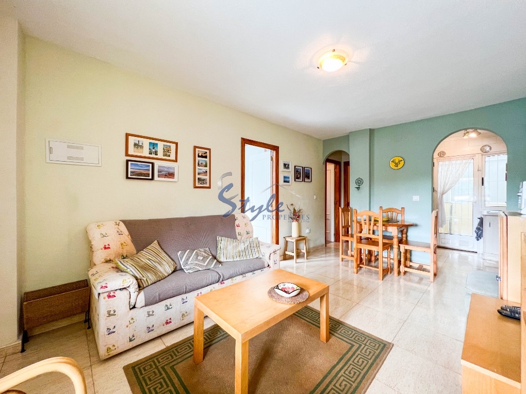 For sale ground floor bungalow in a gated community in Los Balcones, Torrevieja, Costa Blanca, Spain. ID3112