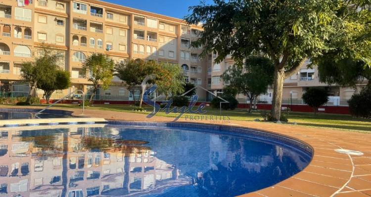 For sale 3 bedroom apartment Av. Villa Madrid in Torrevieja, Costa Blanca, Spain. ID1280