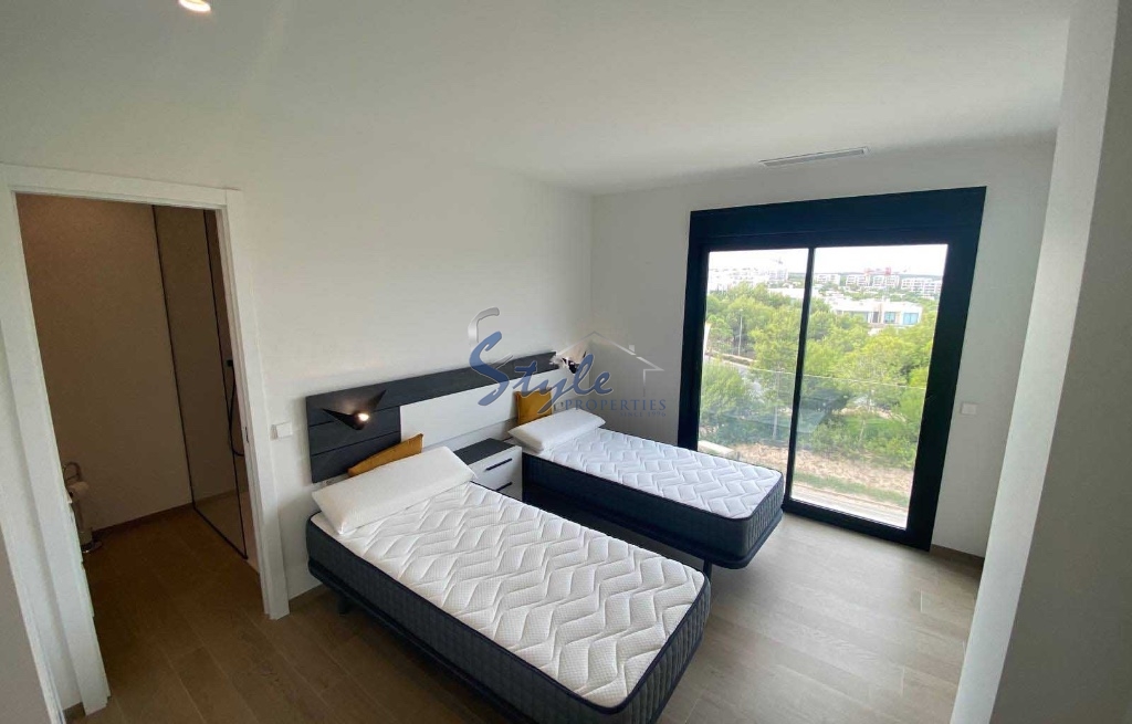 Resale - Apartment - Las Colinas