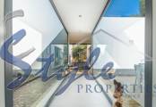 Resale - Villa - Las Colinas