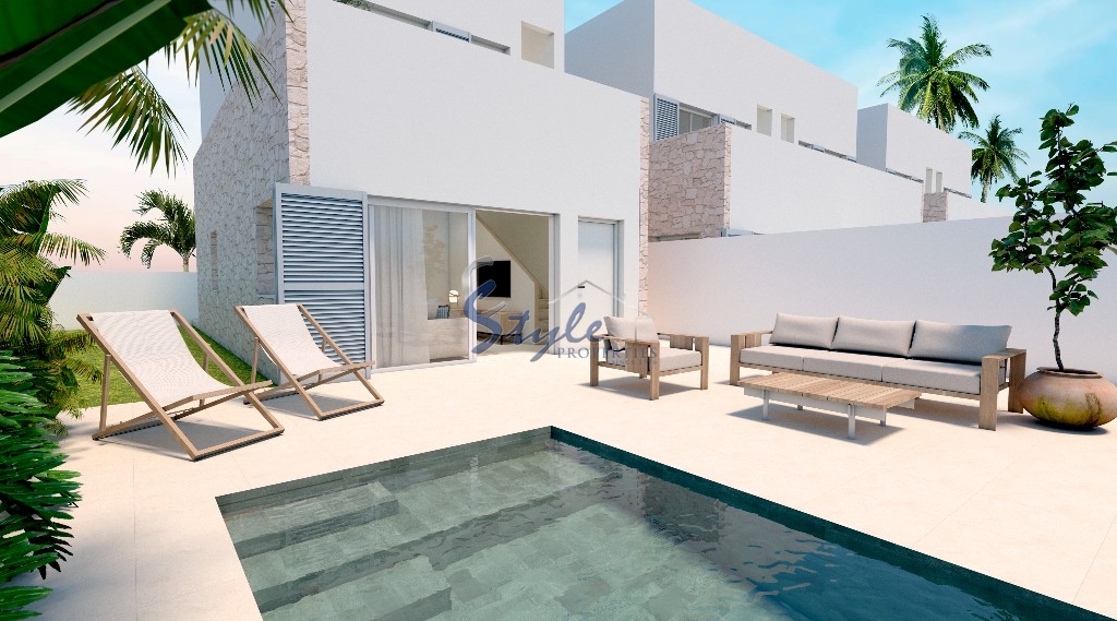 New build townhouses for sale in Torre de Horadada, Costa Blaca, Spain. ON1449