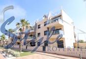 For sale top floor apartment with tourist license close to the beach in Mil Palmeras, Costa Blanca, Spain. ID1513