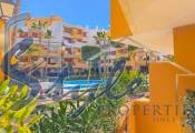 For rent south-facing apartment of 2 bedrooms in La Recoleta, Punta Prima, Costa Blanca. ID101