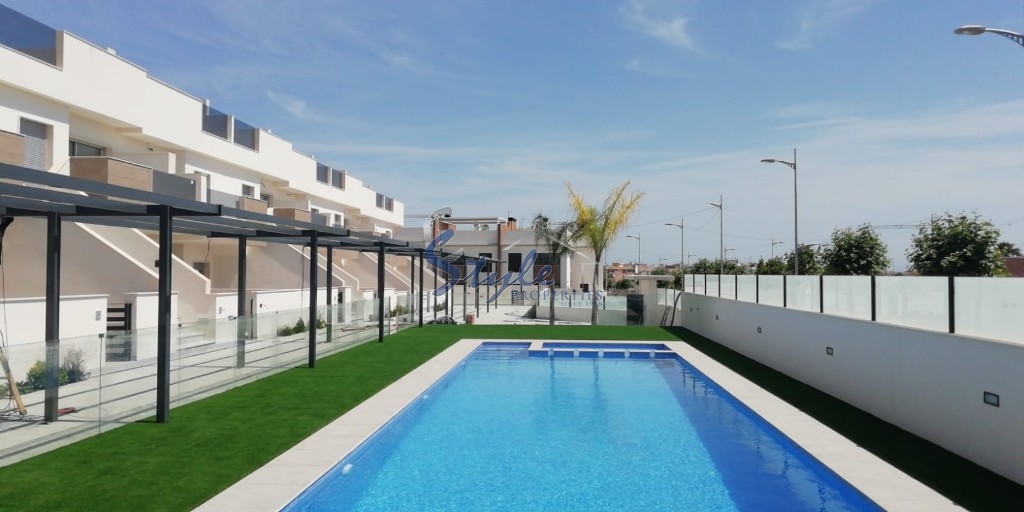 Apartamentos de obra nueva en Pilar de La Horadada, Costa Blanca, España. ON1512_A