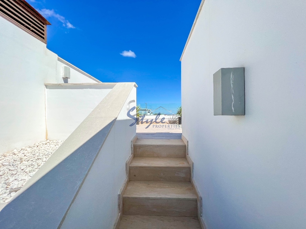 Resale - Semi Detached House - Villamartin