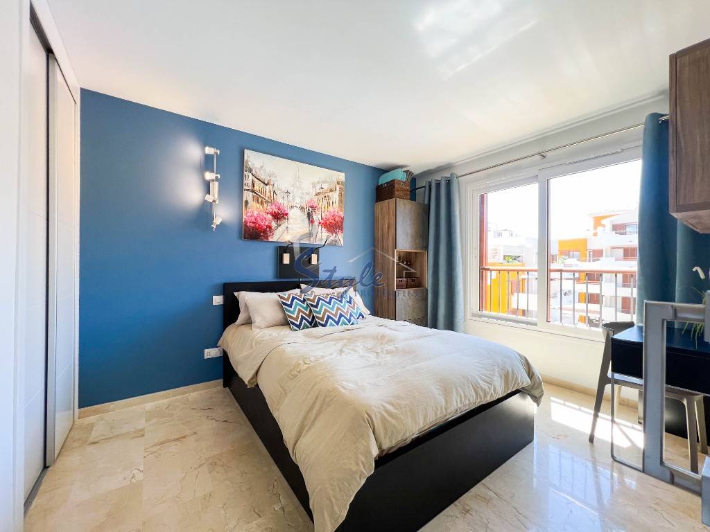 Ático en venta cerca del mar en La Recoleta, Punta Prima, Costa Blanca. ID1422