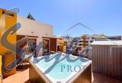 Ático en venta cerca del mar en La Recoleta, Punta Prima, Costa Blanca. ID1422