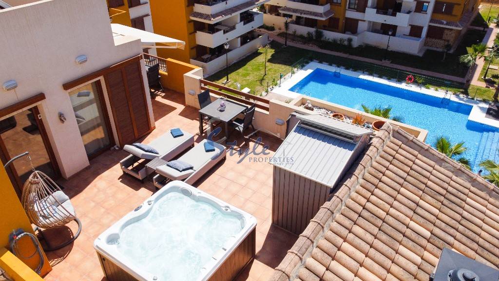 Ático en venta cerca del mar en La Recoleta, Punta Prima, Costa Blanca. ID1422