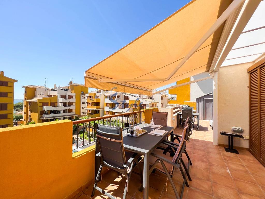 Ático en venta cerca del mar en La Recoleta, Punta Prima, Costa Blanca. ID1422