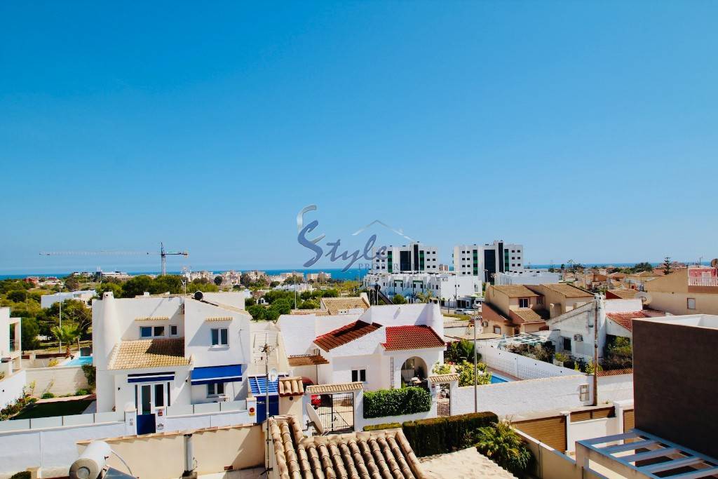 Resale - Villa - Mil Palmeras