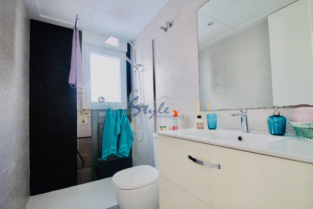 Resale - Villa - Mil Palmeras