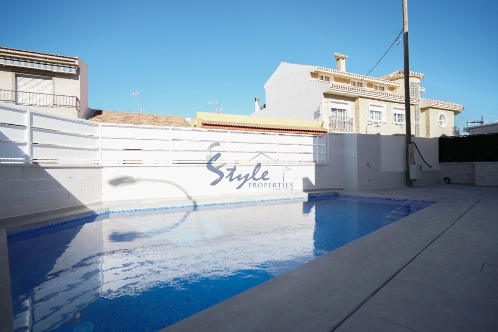 Apartamentos de obra nueva en venta en San Pedro del Pinatar, España.ON1547