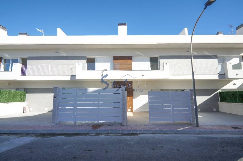 Apartamentos de obra nueva en venta en San Pedro del Pinatar, España.ON1547