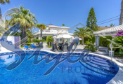 Resale - Villa - Cabo Roig