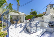 Resale - Villa - Cabo Roig