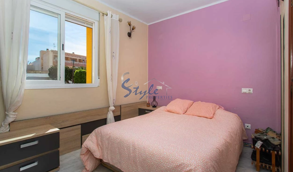 Продается 2 спальная квартира в Лас-Аталайас, Торревьеха, Коста-Бланка, Испания. ID1825
