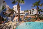 Se vende apartamento de 3 habitaciones en ¨Marhal Beach¨, Guardamar del Segura, Costa Blanca. ID1319