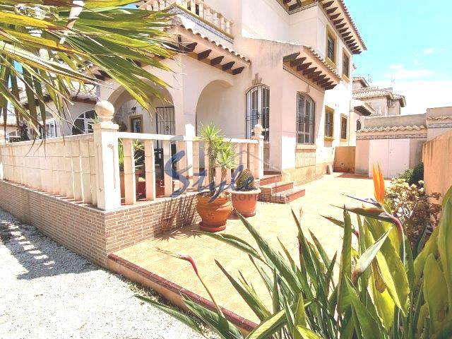 Comprar quad en Cabo Roig al lado del mar. id 6049