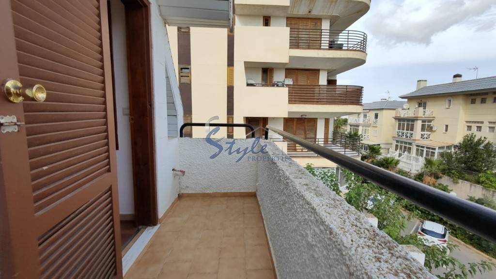 Se vende casa adosada cerca de la playa en Mar Azul, Torrevieja, Costa Blanca. ID1719