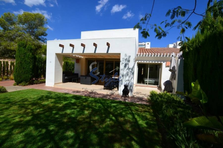 For sale semidetached house in Las Colinas golf, Orihuela Costa, Costa Blanca.ID1337